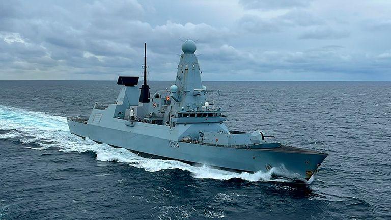 HMS Diamond till sjöss