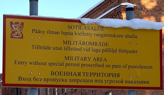 Tillträdesförbud till militärområden gäller också alla som vistas på isen