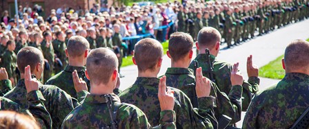 Krigsmannaedgång i Nylands brigad / Sotilasvala Uudenmaan prikaatissa Krigsmannaedgång i Nylands brigad / Sotilasvala Uudenmaan prikaatissa